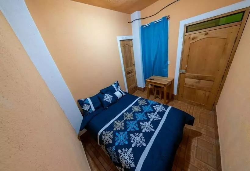 هتل Puertas Del Cielo