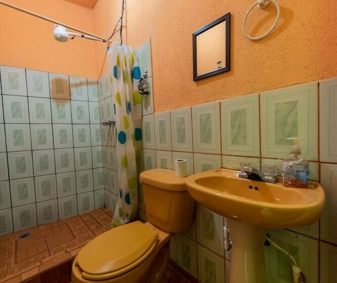 هتل Puertas Del Cielo