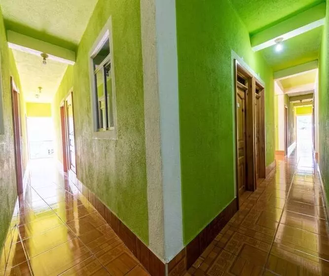 هتل Puertas Del Cielo