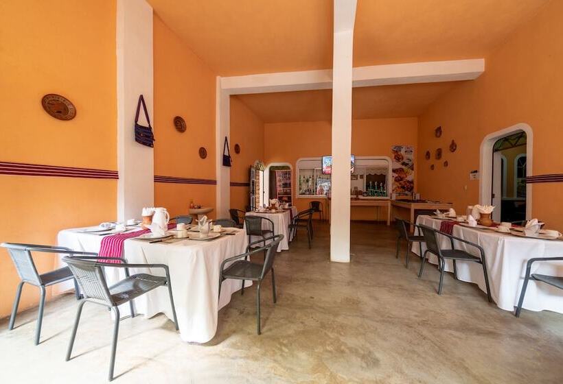 هتل Puertas Del Cielo