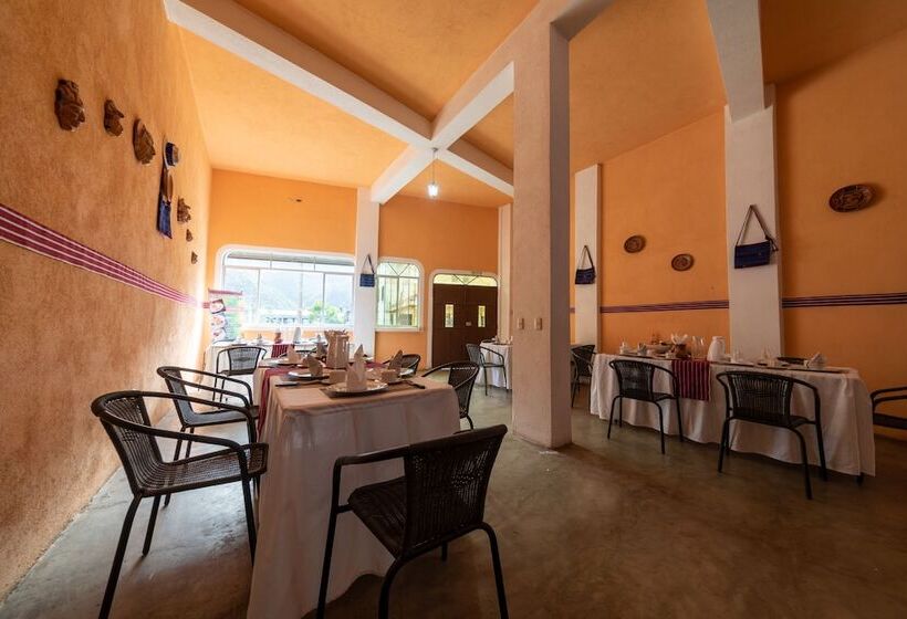 هتل Puertas Del Cielo