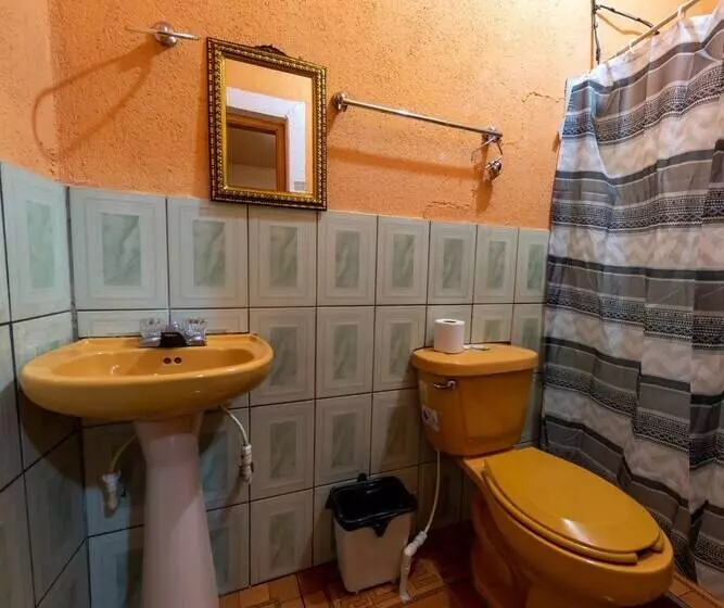 هتل Puertas Del Cielo