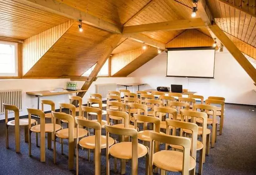 Hotelli Restaurant Zum Sternen