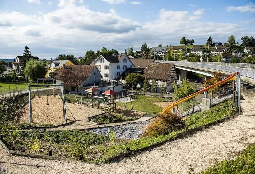 Hotelli Restaurant Zum Sternen