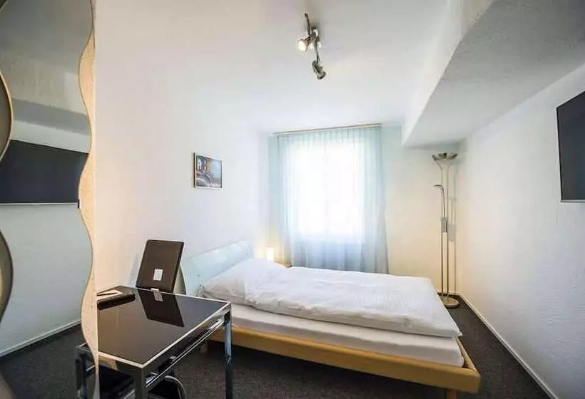 Hotelli Restaurant Zum Sternen