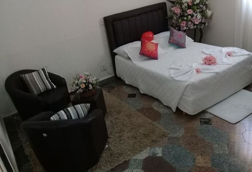 Отель Santa Amélia