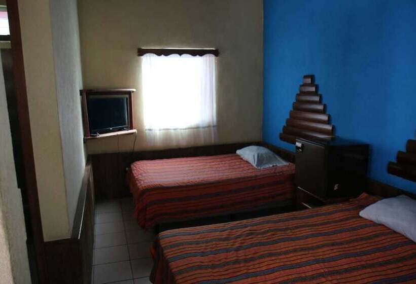 هتل Villa De Flores