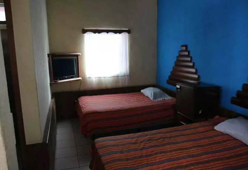 هتل Villa De Flores