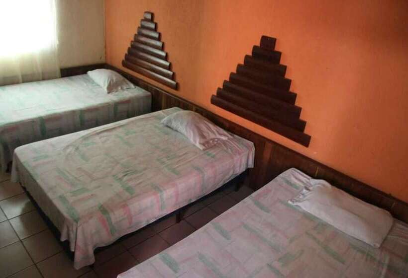 هتل Villa De Flores