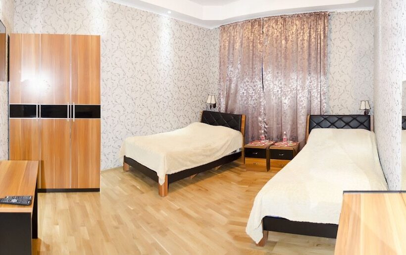 בית מלון כפרי Ziko