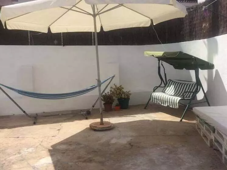 Native Surfhouse   Hostel