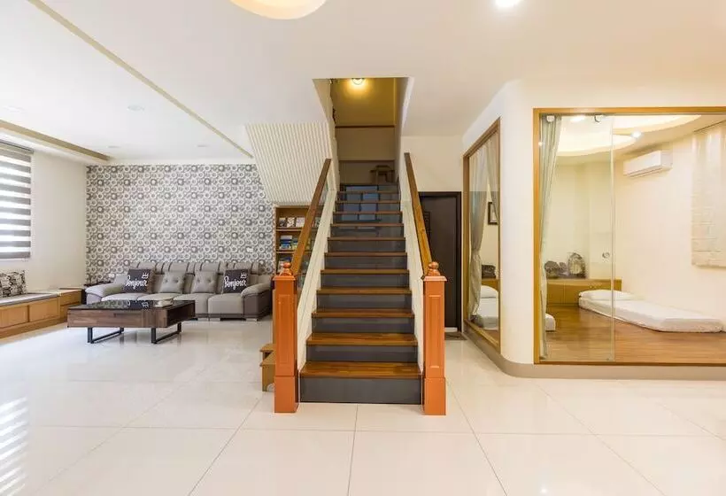 پانسیون Jialai Homestay