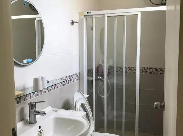 پانسیون Love Player