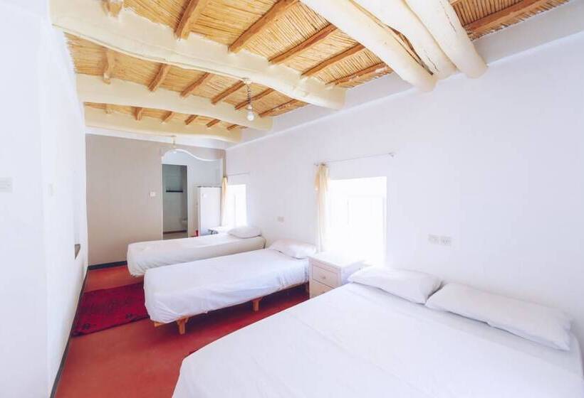 Pension Monkey Finger House