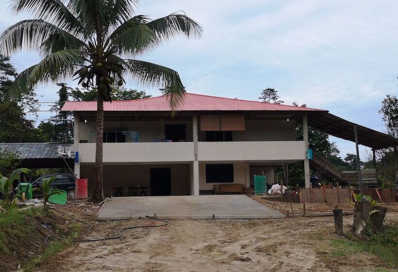 פנסיון Mulu Diana Homestay