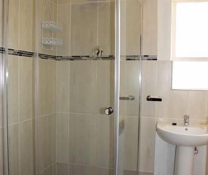 پانسیون Old Hoek Guest House