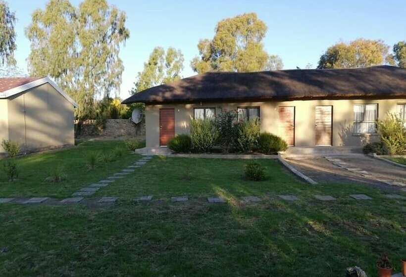 پانسیون Old Hoek Guest House