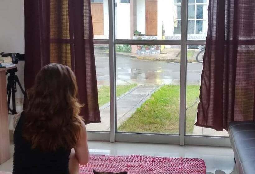 Пансион Tobbi Guest House