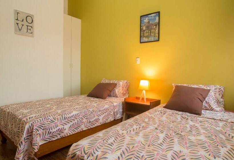 Пансион Tobbi Guest House