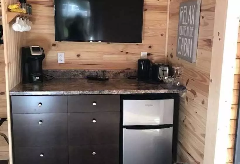 Wildflowers Country Inn