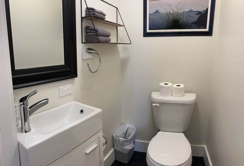 Wildflowers Country Inn