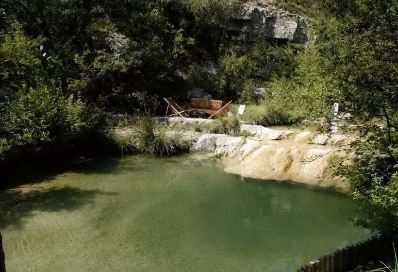 Aamiaismajoitus (B&B) Le Moulinage