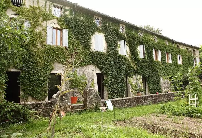 Aamiaismajoitus (B&B) Le Moulinage