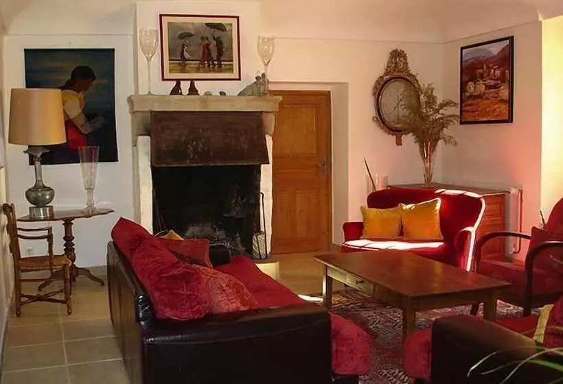 Aamiaismajoitus (B&B) Le Moulinage