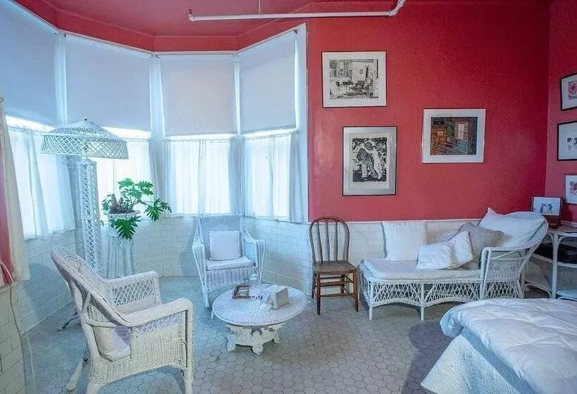 Aamiaismajoitus (B&B) Swan Levine House