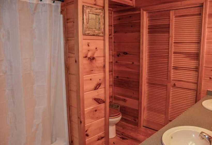 Bucky`s Mountain Vista