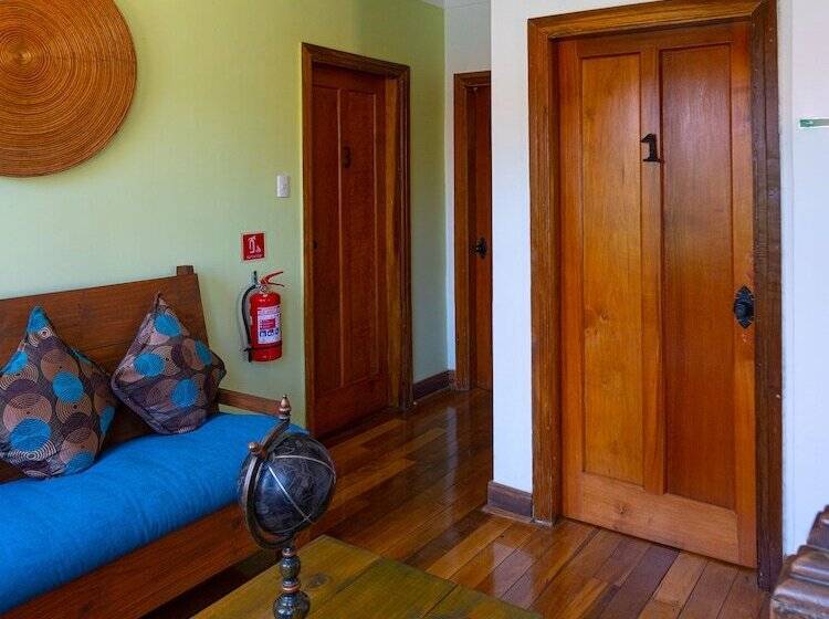 Esencia Hotel Boutique & Gourmet