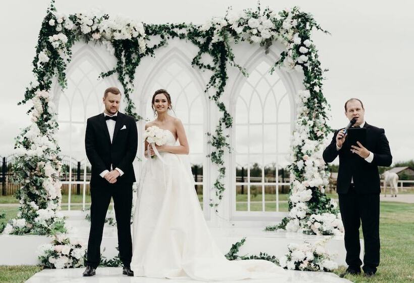 Отель Ivanovskoe