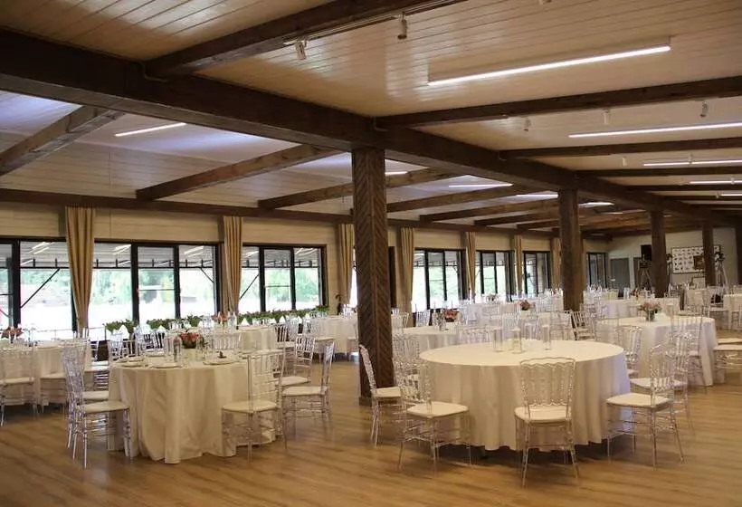 ホテル Ivanovskoe