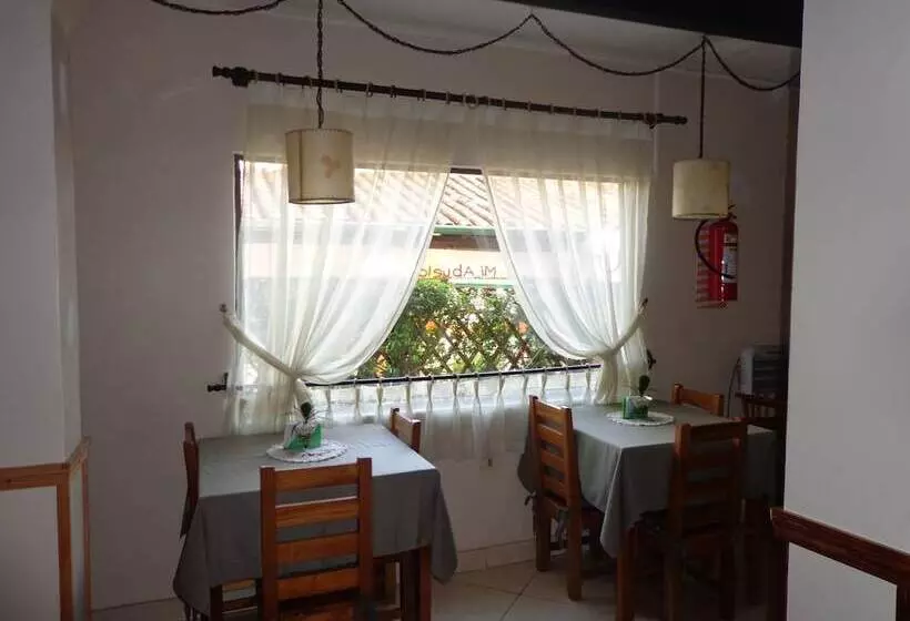 هتل Mi Abuela