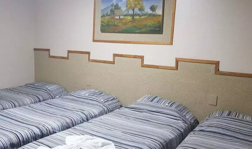 هتل Mi Abuela
