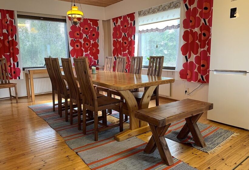 פנסיון Alanteen Matkailutila