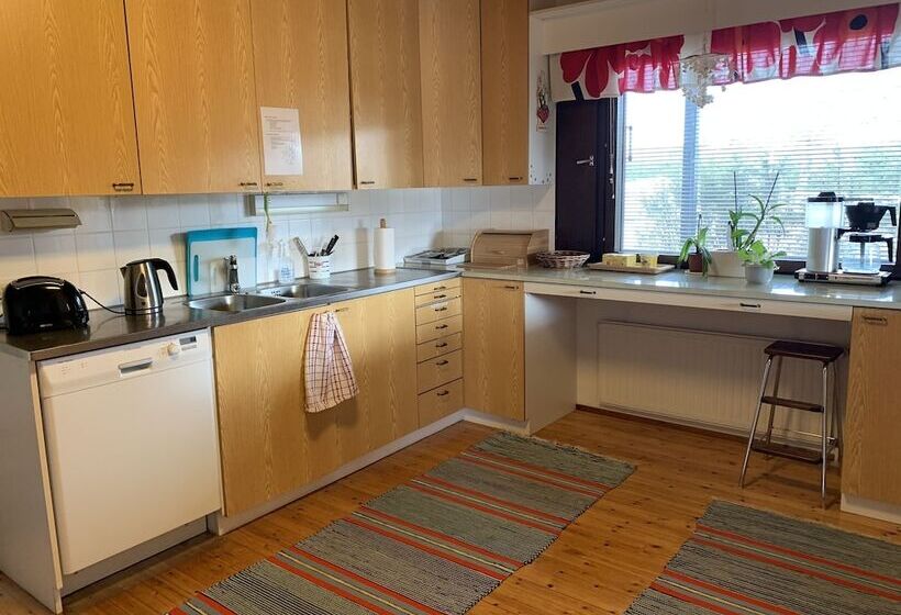 פנסיון Alanteen Matkailutila