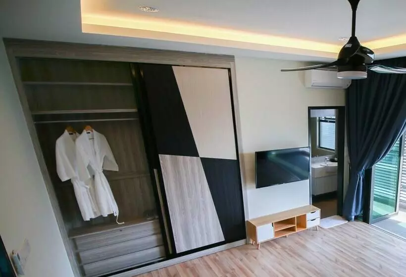 ペンション Alheri Austin Johor