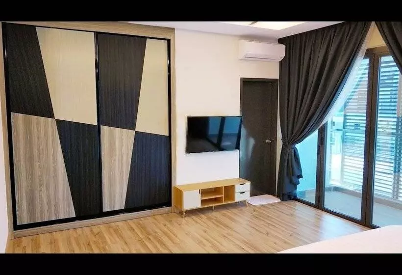 ペンション Alheri Austin Johor