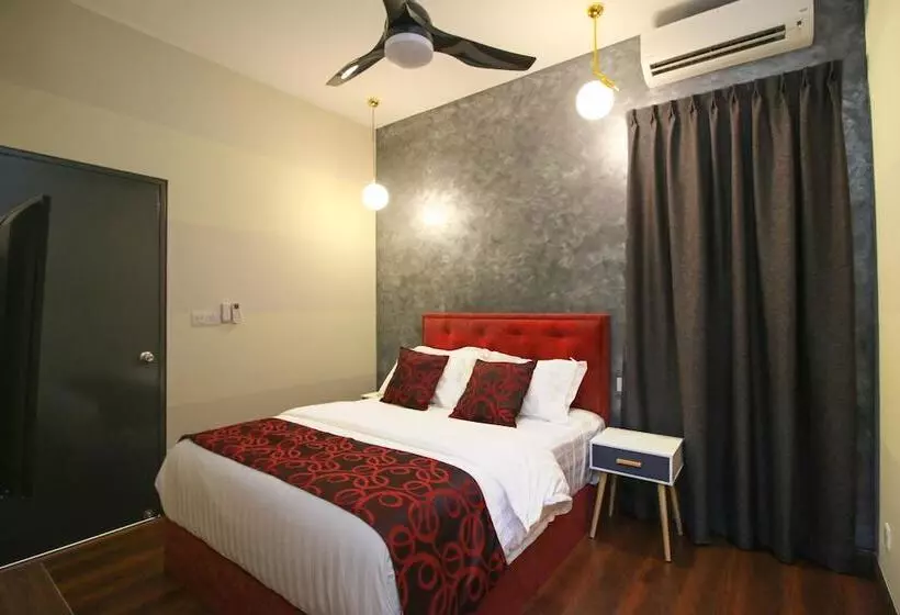 ペンション Alheri Austin Johor