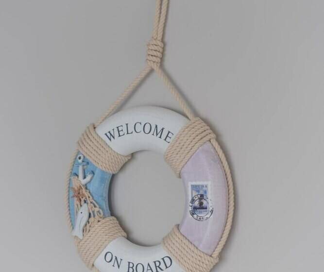 بنسيون The Strand House