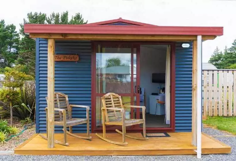 Lomakeskus Leithfield Beach Holiday Park