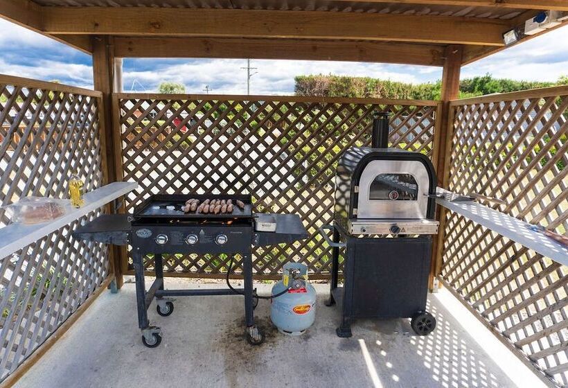 리조트 Leithfield Beach Holiday Park