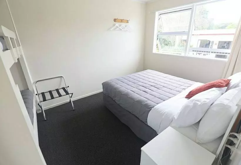 Lomakeskus Orere Point Top 10 Holiday Park