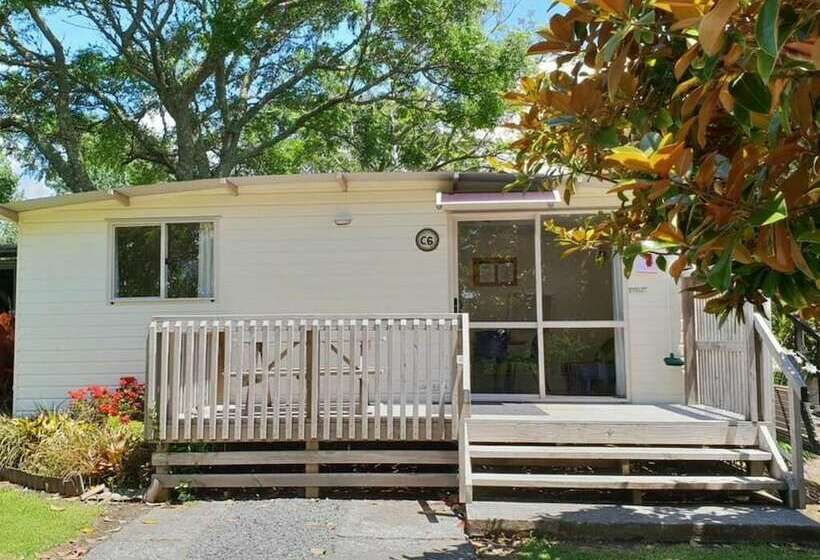 אתר נופש Orere Point Top 10 Holiday Park