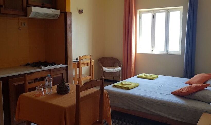 تختخواب و صبحانه Casa D Mar