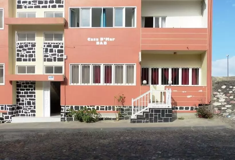 تختخواب و صبحانه Casa D Mar