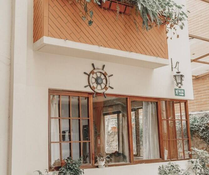 مبيت وإفطار Nuestra Residencia