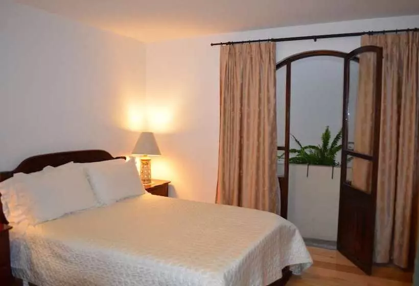 ベッドアンドブレックファースト Nuestra Residencia