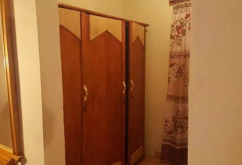 Aamiaismajoitus (B&B) Yuna Village Garden Resort